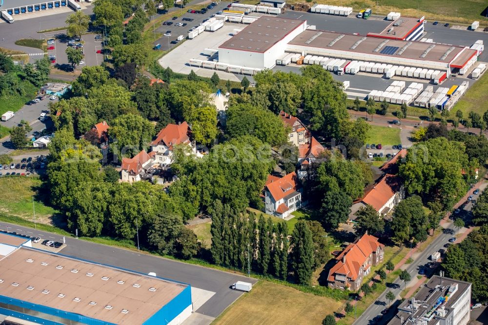 Aerial image Duisburg - Residential area of the multi-family house settlement mansions colony Bliersheim in Duisburg in the state North Rhine-Westphalia