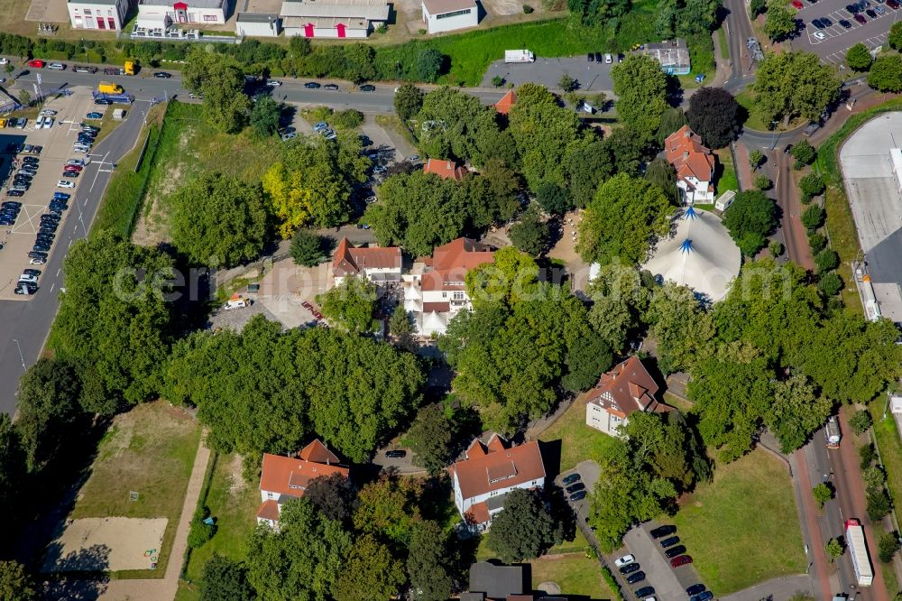 Duisburg from the bird's eye view: Residential area of the multi-family house settlement mansions colony Bliersheim in Duisburg in the state North Rhine-Westphalia