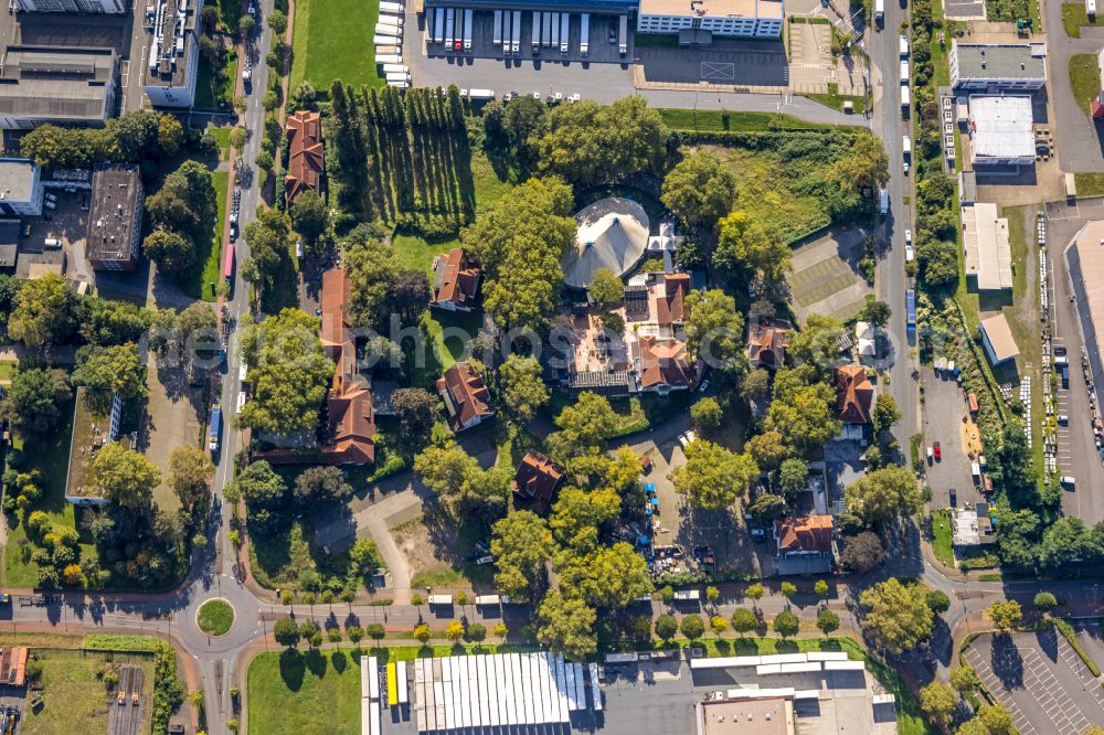 Duisburg from the bird's eye view: Residential area of the multi-family house settlement mansions colony Bliersheim in Duisburg in the state North Rhine-Westphalia