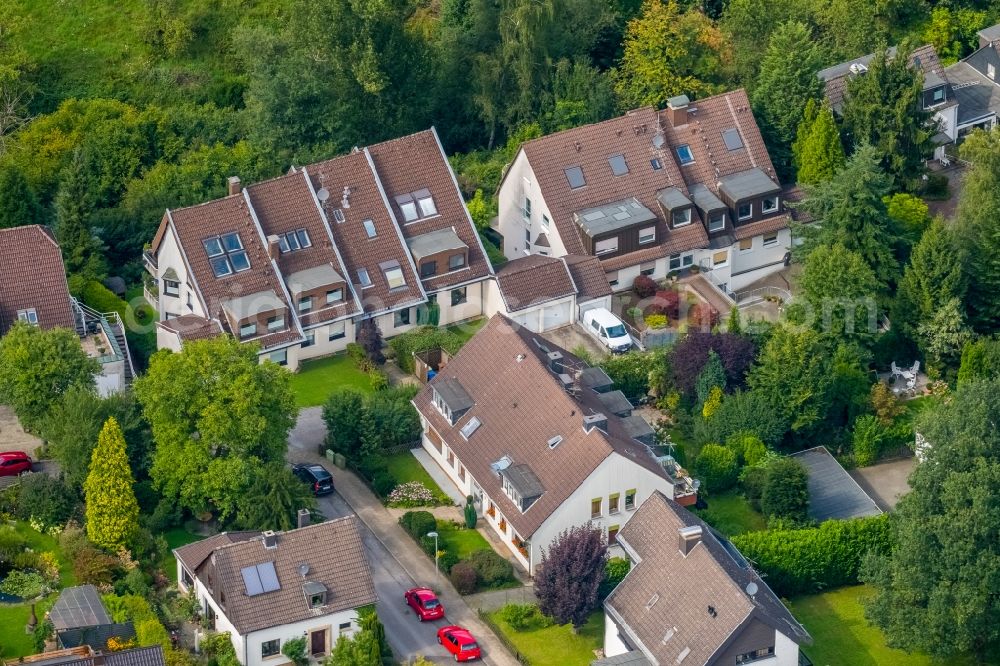 Werden from above - Residential area of the multi-family house settlement Am Vogelherd in Werden in the state North Rhine-Westphalia, Germany