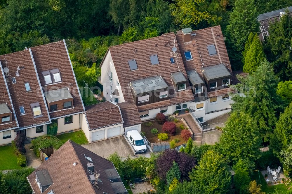 Aerial photograph Werden - Residential area of the multi-family house settlement Am Vogelherd in Werden in the state North Rhine-Westphalia, Germany