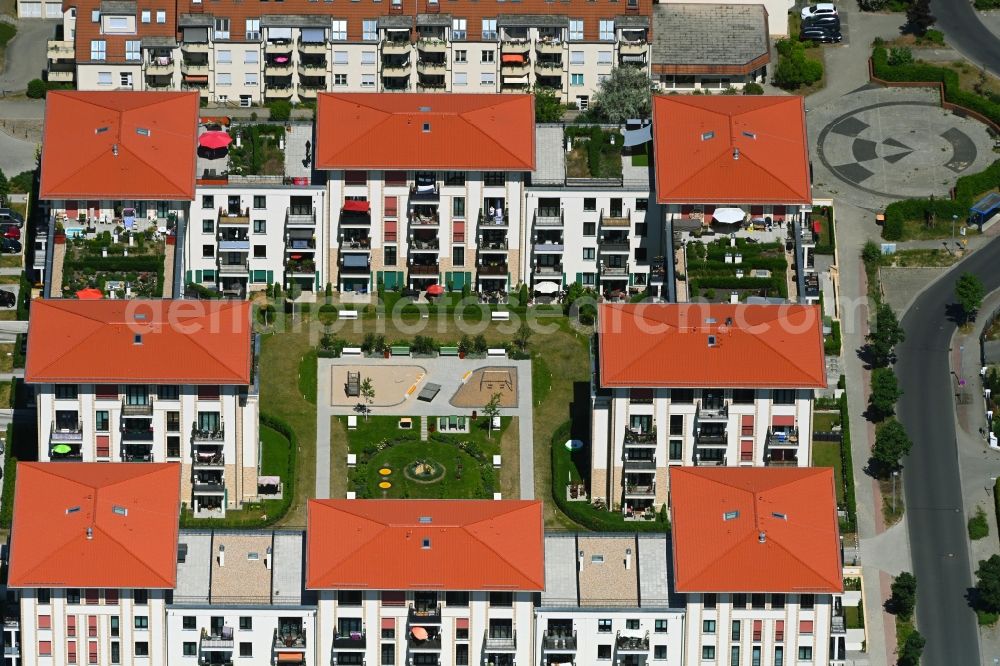 Wildau from above - Residential area of the multi-family house settlement on Rosenanger in Wildau in the state Brandenburg, Germany