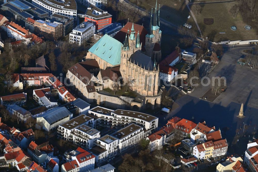 Erfurt from the bird's eye view: Residential site with multi-family housing development- on Domstrasse - An den Graden in the district Zentrum in Erfurt in the state Thuringia, Germany