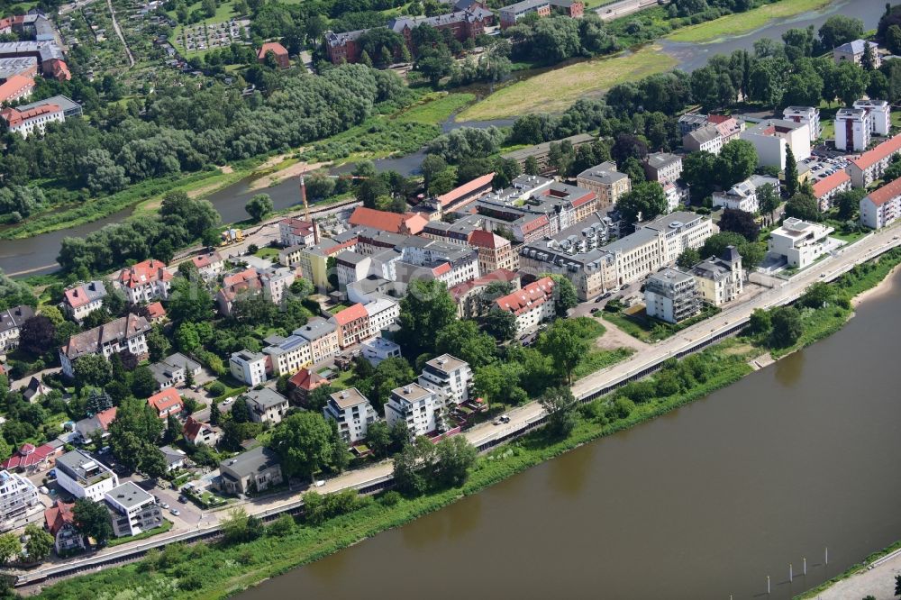 Magdeburg from above - Residential area of a multi-family house settlement Zollstrasse - Kleiner Werder on the shores of the river course of the Elbe in Magdeburg in the state Saxony-Anhalt