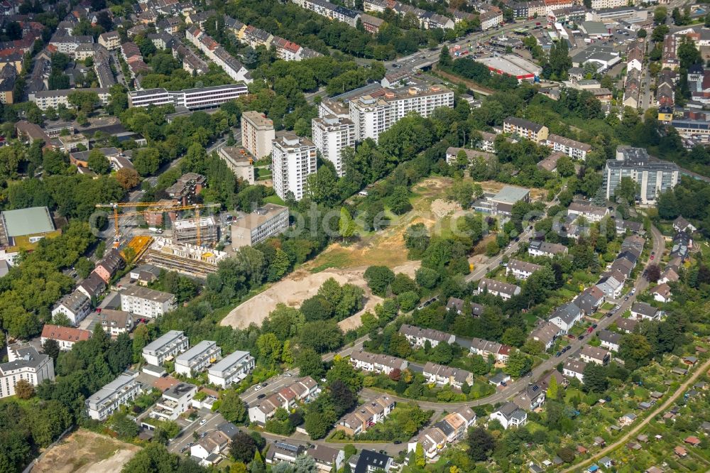 Essen from above - Residential area of the multi-family house settlement between of Richard-Wagner-Strasse and of Mueller-Breslau-Strasse in Essen in the state North Rhine-Westphalia, Germany