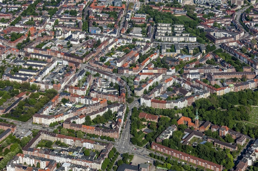 Kiel from the bird's eye view: Residential area with blocks of flats of western and central parts of town in Kiel in the federal state Schleswig-Holstein, Germany