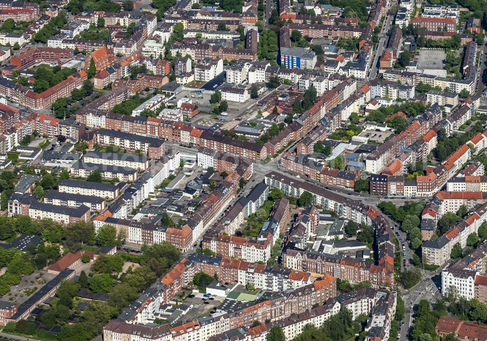 Aerial image Kiel - Residential area with blocks of flats of western and central parts of town in Kiel in the federal state Schleswig-Holstein, Germany