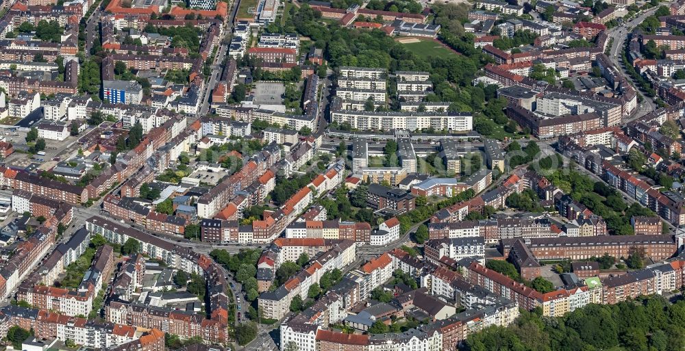 Aerial photograph Kiel - Residential area with blocks of flats of western and central parts of town in Kiel in the federal state Schleswig-Holstein, Germany