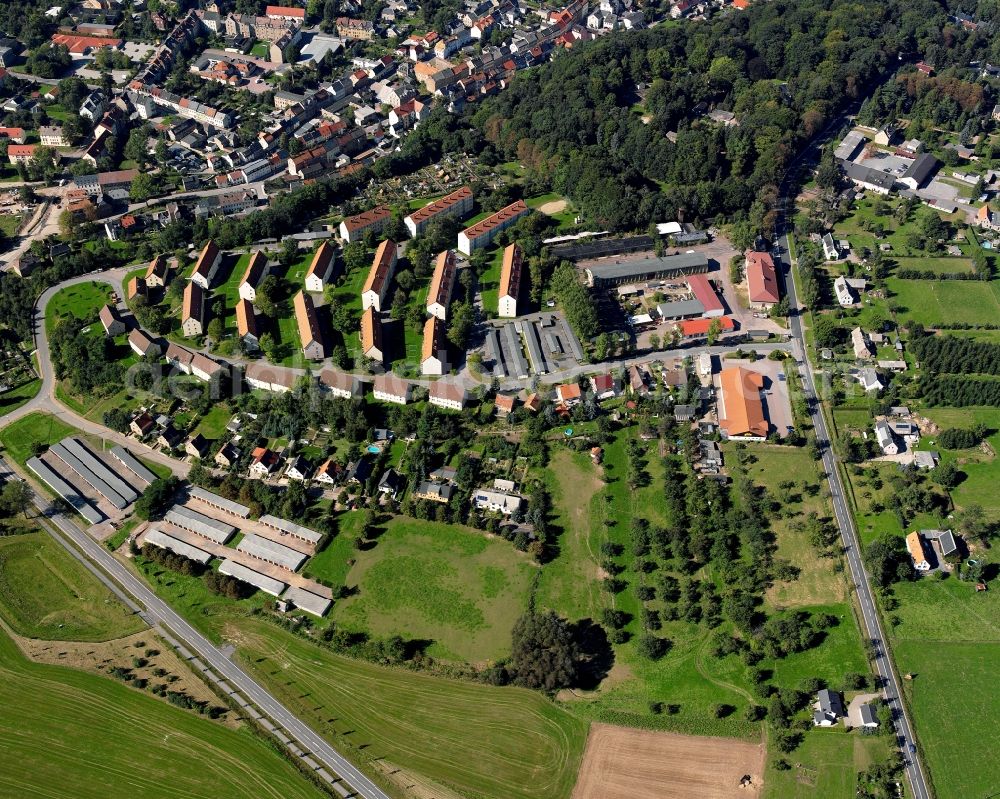 Aerial image Berthelsdorf - Residential area - mixed development of a multi-family housing estate and single-family housing estate in Berthelsdorf in the state Saxony, Germany