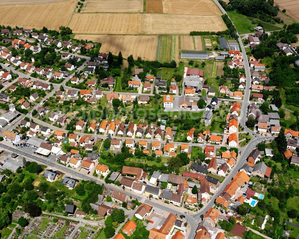 Aerial photograph Berwangen - Residential area - mixed development of a multi-family housing estate and single-family housing estate in Berwangen in the state Baden-Wuerttemberg, Germany