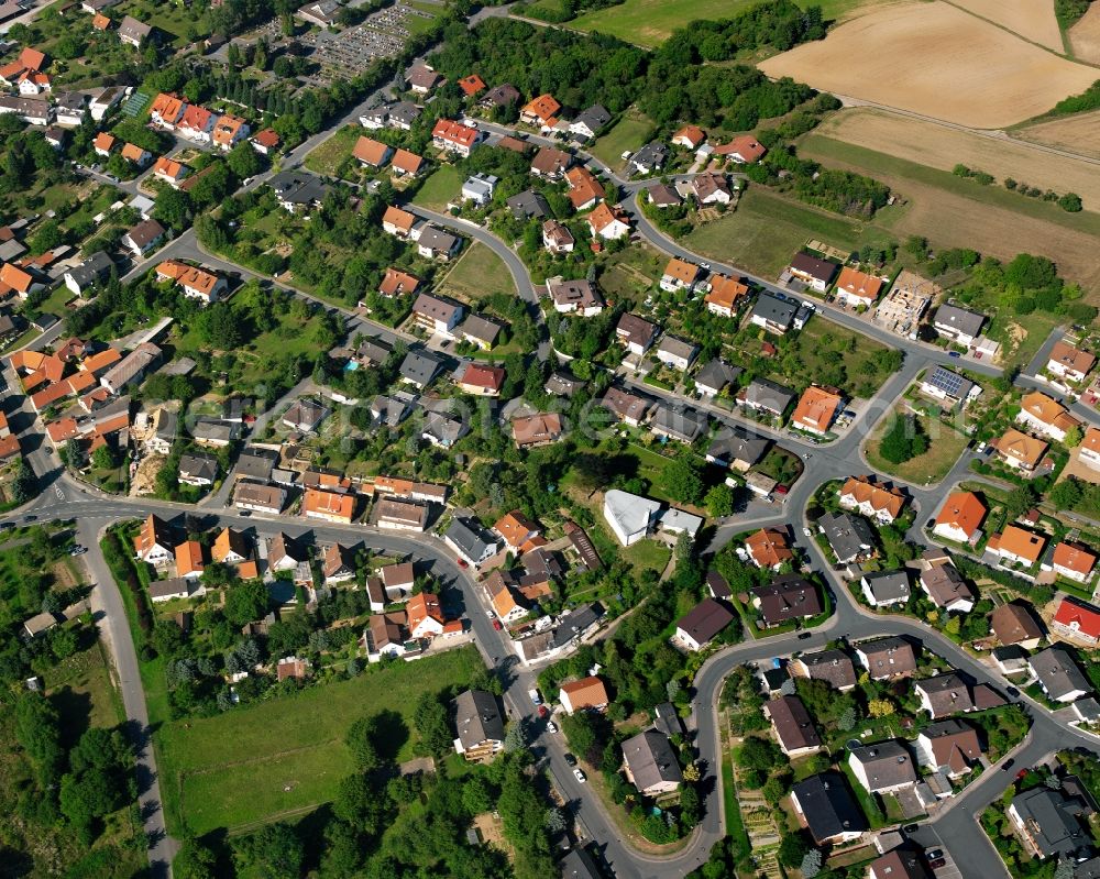 Aerial image Brensbach - Residential area - mixed development of a multi-family housing estate and single-family housing estate in Brensbach in the state Hesse, Germany