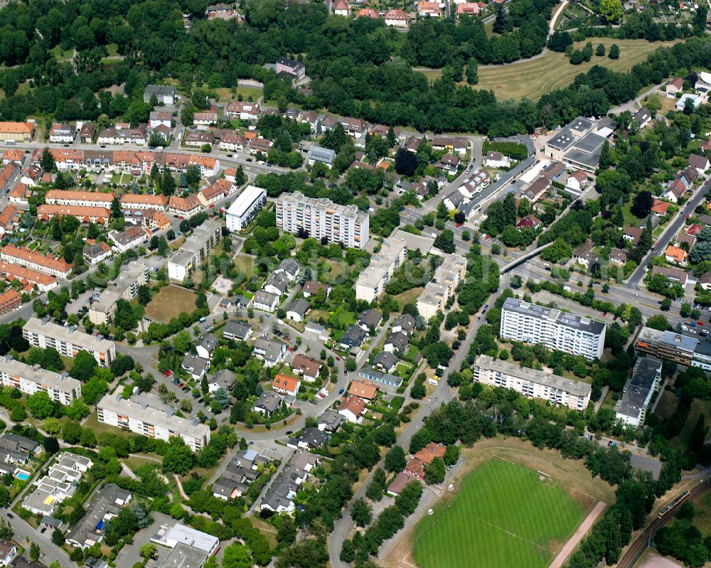 Aerial photograph Daxlanden - Residential area - mixed development of a multi-family housing estate and single-family housing estate in Daxlanden in the state Baden-Wuerttemberg, Germany