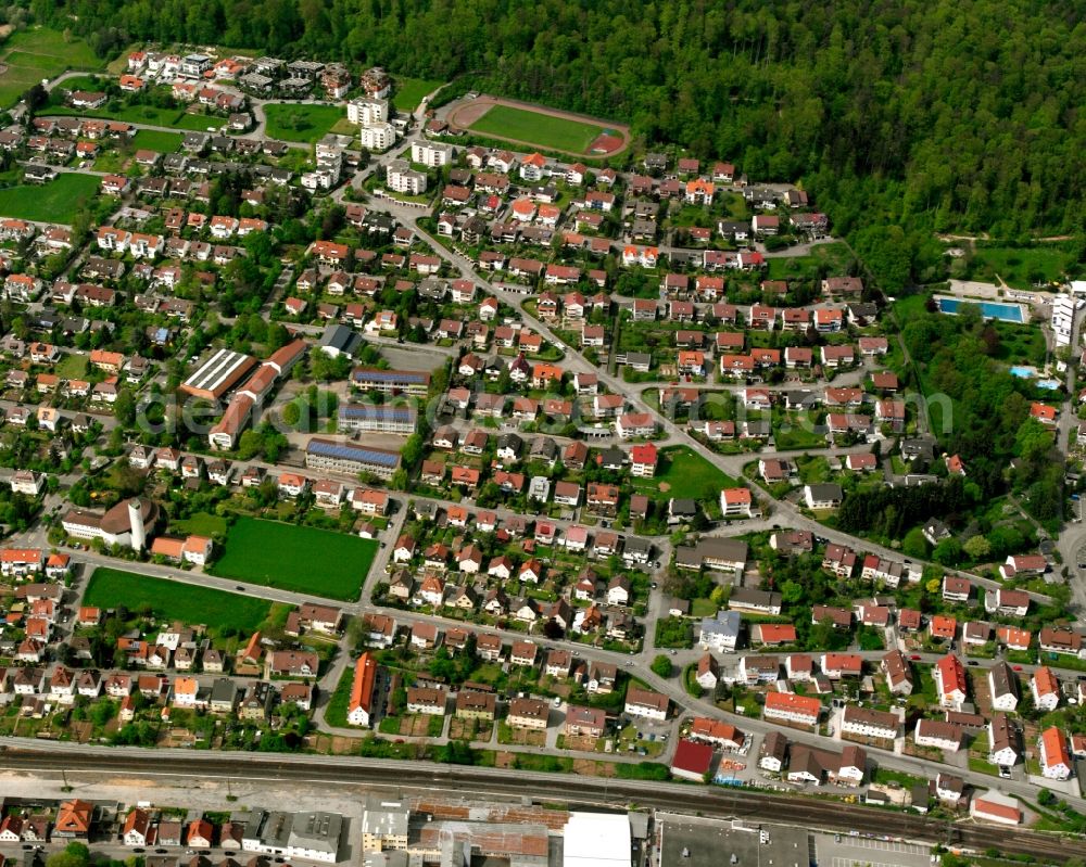 Ebersbach an der Fils from the bird's eye view: Residential area - mixed development of a multi-family housing estate and single-family housing estate in Ebersbach an der Fils in the state Baden-Wuerttemberg, Germany