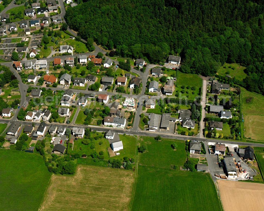 Aerial photograph Ellar - Residential area - mixed development of a multi-family housing estate and single-family housing estate in Ellar in the state Hesse, Germany