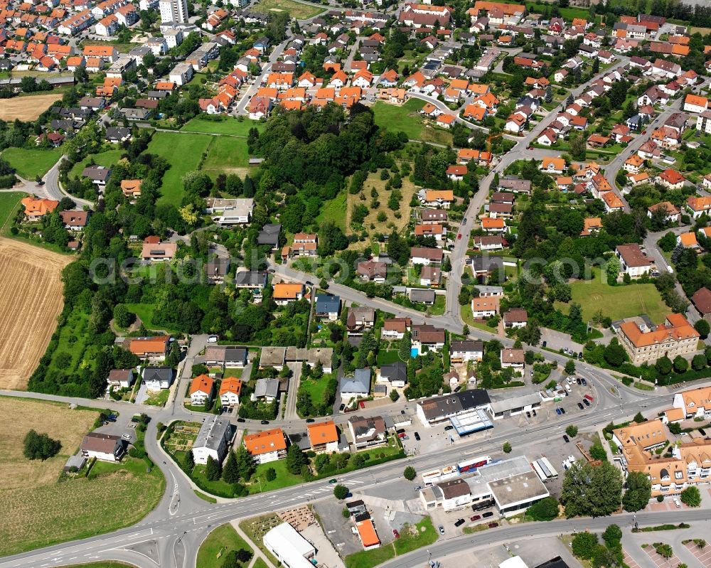 Eppingen from the bird's eye view: Residential area - mixed development of a multi-family housing estate and single-family housing estate in Eppingen in the state Baden-Wuerttemberg, Germany