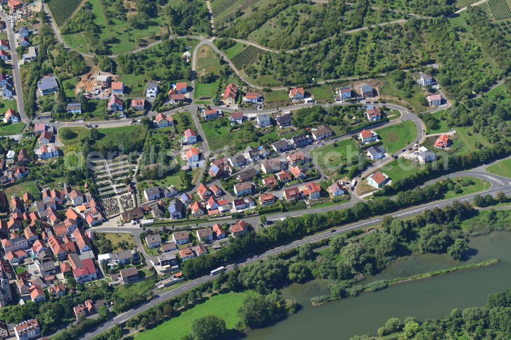 Erlabrunn from above - Residential area - mixed development of a multi-family housing estate and single-family housing estate in Erlabrunn in the state Bavaria, Germany