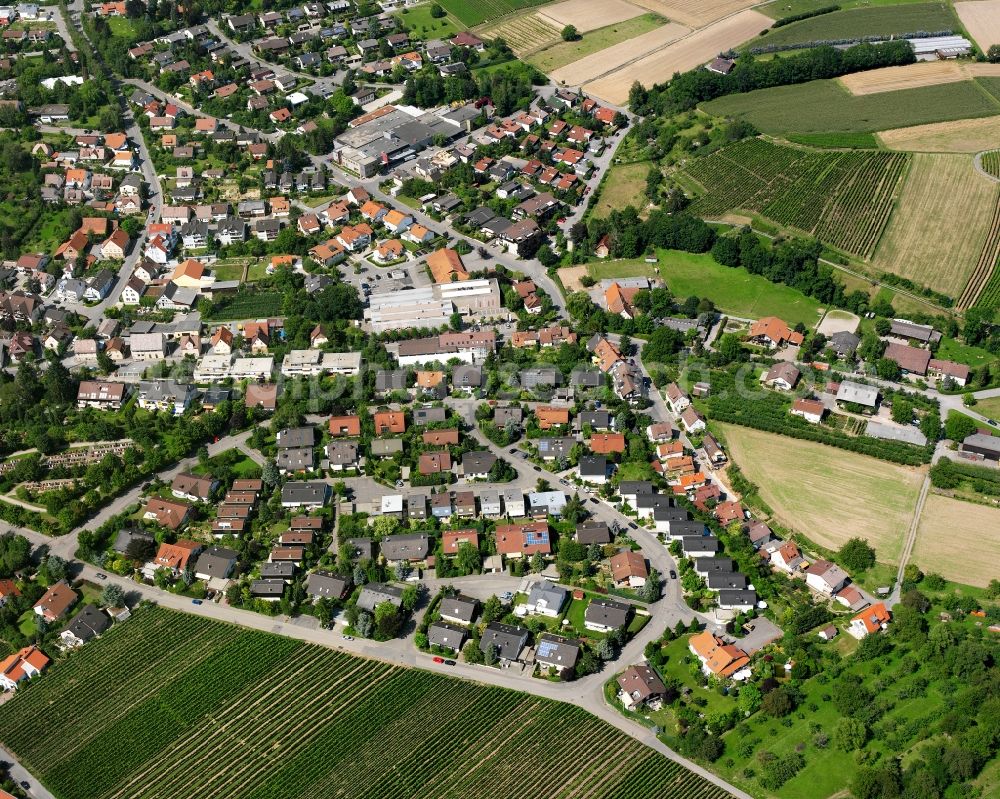 Flein from the bird's eye view: Residential area - mixed development of a multi-family housing estate and single-family housing estate in Flein in the state Baden-Wuerttemberg, Germany