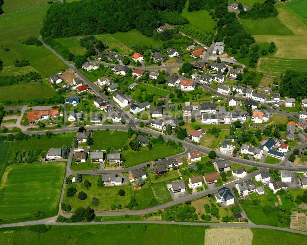 Fussingen from above - Residential area - mixed development of a multi-family housing estate and single-family housing estate in Fussingen in the state Hesse, Germany