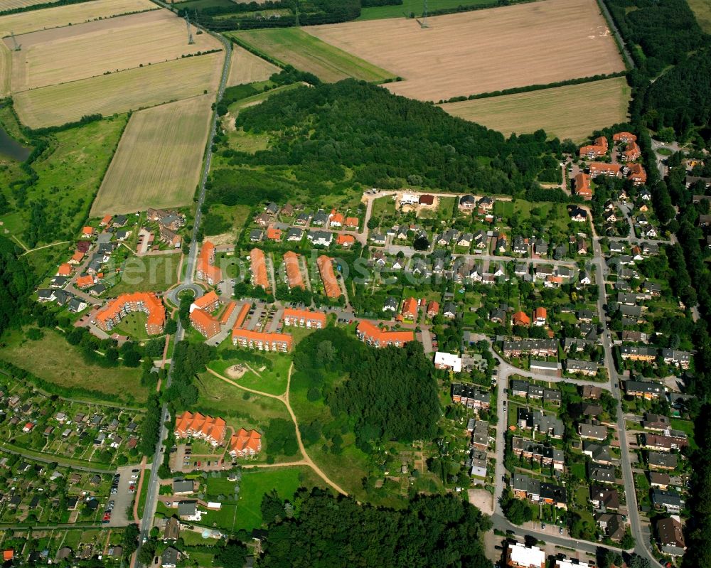 Aerial image Geesthacht - Residential area - mixed development of a multi-family housing estate and single-family housing estate in Geesthacht in the state Schleswig-Holstein, Germany