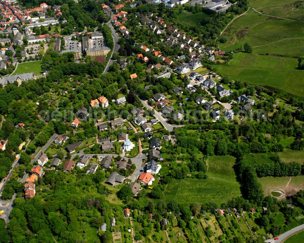 Georgenberg from above - Residential area - mixed development of a multi-family housing estate and single-family housing estate in Georgenberg in the state Lower Saxony, Germany