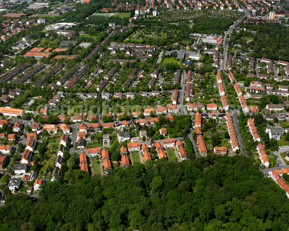 Georgenberg from above - Residential area - mixed development of a multi-family housing estate and single-family housing estate in Georgenberg in the state Lower Saxony, Germany