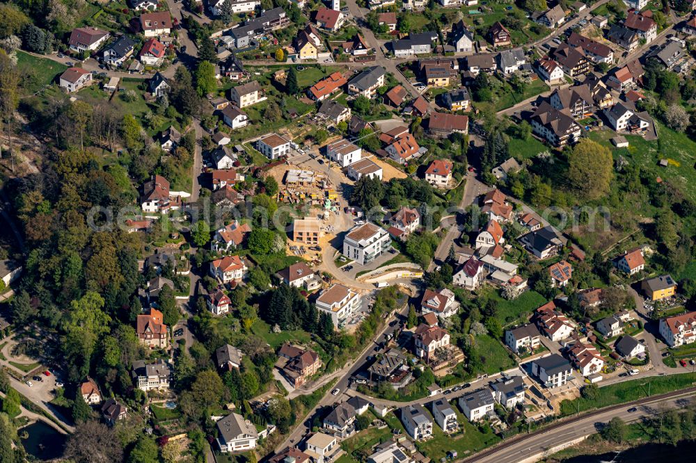 Aerial image Gernsbach - Residential area - mixed development of a multi-family housing estate and single-family housing estate in Gernsbach in the state Baden-Wuerttemberg, Germany