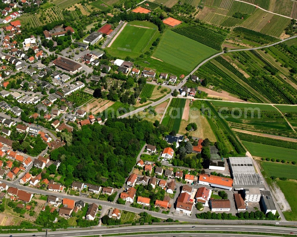 Aerial photograph Großheppach - Residential area - mixed development of a multi-family housing estate and single-family housing estate in Großheppach in the state Baden-Wuerttemberg, Germany