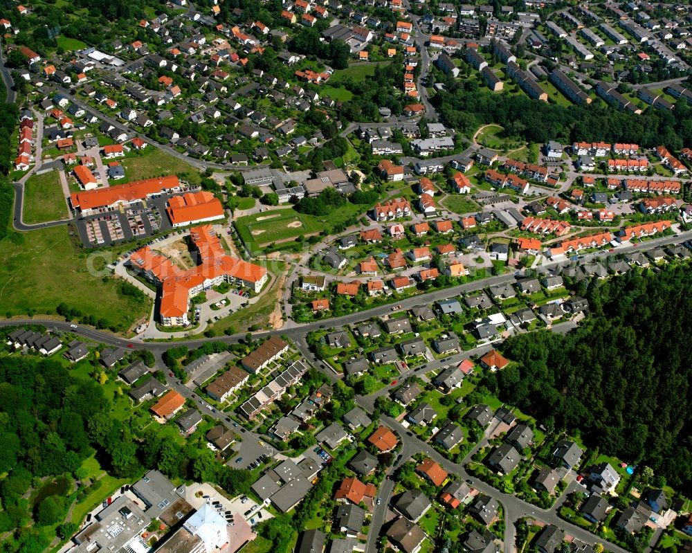 Hann. Münden from above - Residential area - mixed development of a multi-family housing estate and single-family housing estate in Hann. Muenden in the state Lower Saxony, Germany