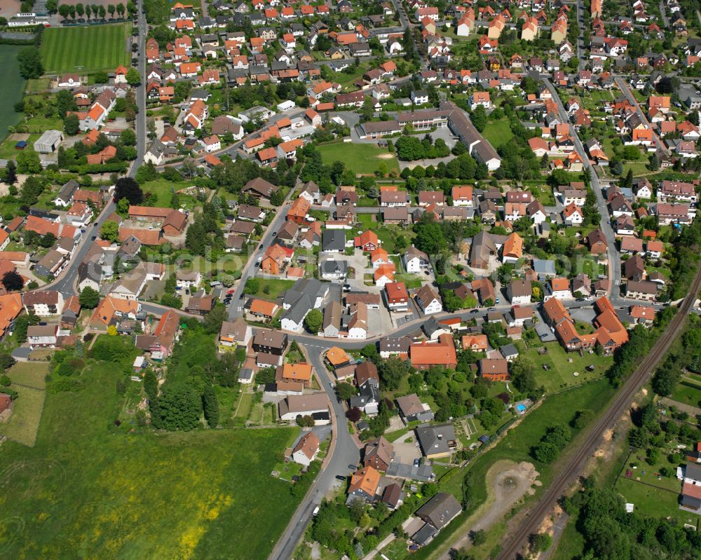 Aerial photograph Harlingerode - Residential area - mixed development of a multi-family housing estate and single-family housing estate in Harlingerode in the state Lower Saxony, Germany