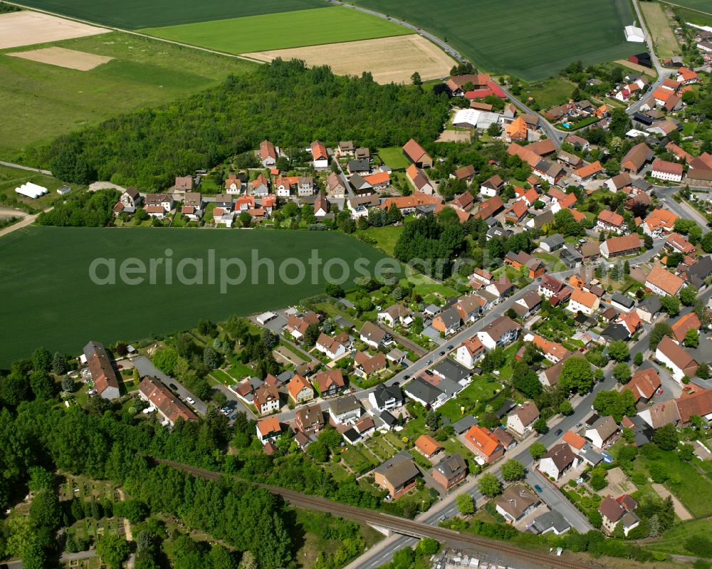 Harlingerode from the bird's eye view: Residential area - mixed development of a multi-family housing estate and single-family housing estate in Harlingerode in the state Lower Saxony, Germany