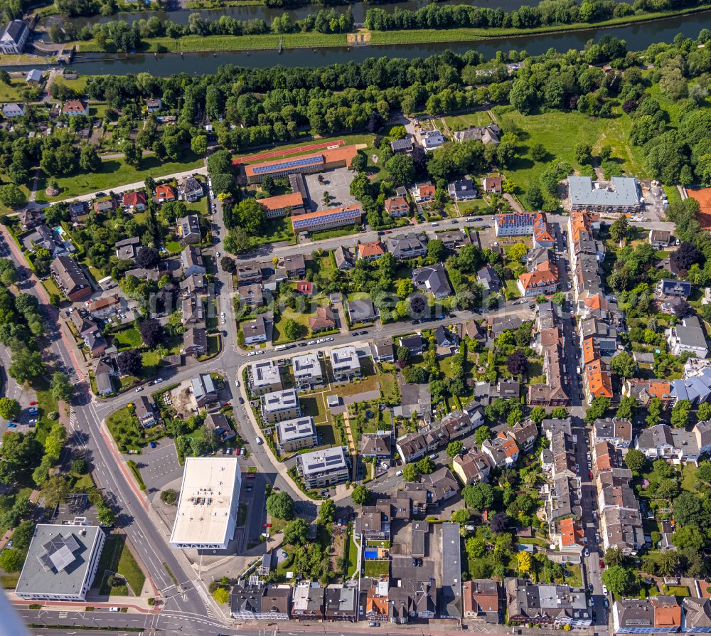 Hamm-Heessen from above - Residential area - mixed development of a multi-family housing estate and single-family housing estate in Heessen at Ruhrgebiet in the state North Rhine-Westphalia, Germany