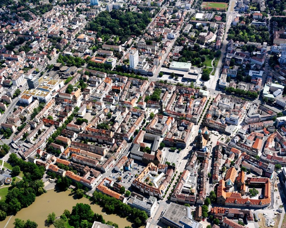 Heilbronn from the bird's eye view: Residential area - mixed development of a multi-family housing estate and single-family housing estate in Heilbronn in the state Baden-Wuerttemberg, Germany