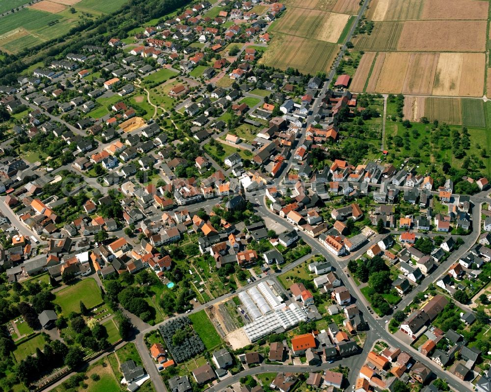 Aerial image Heuchelheim - Residential area - mixed development of a multi-family housing estate and single-family housing estate in Heuchelheim in the state Hesse, Germany