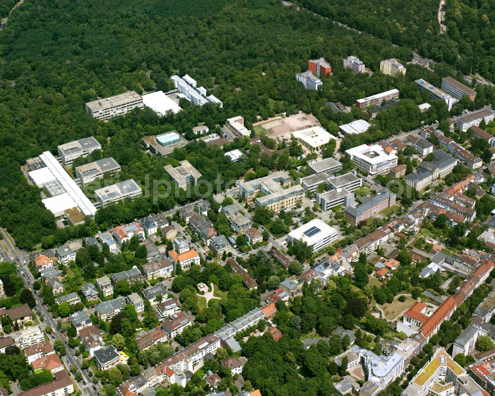 Innenstadt-West from above - Residential area - mixed development of a multi-family housing estate and single-family housing estate in Innenstadt-West in the state Baden-Wuerttemberg, Germany