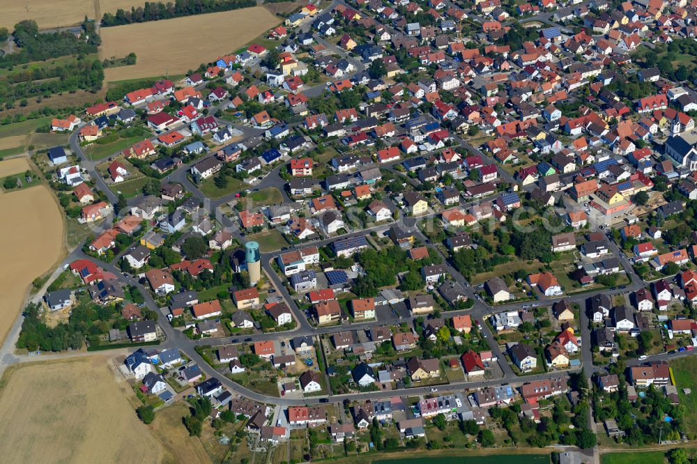 Kist from the bird's eye view: Residential area - mixed development of a multi-family housing estate and single-family housing estate in Kist in the state Bavaria, Germany