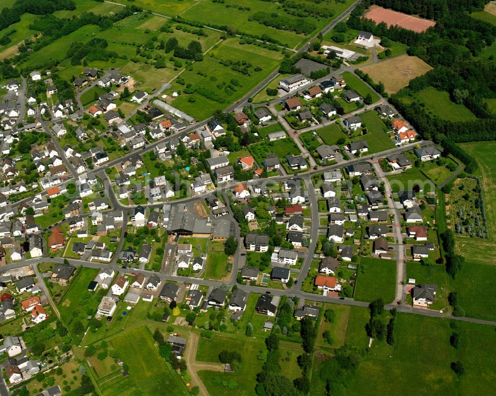 Aerial image Lahr - Residential area - mixed development of a multi-family housing estate and single-family housing estate in Lahr in the state Hesse, Germany