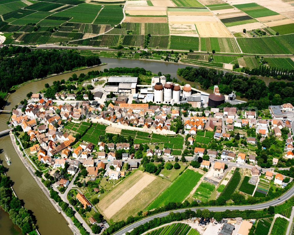 Lauffen am Neckar from above - Residential area - mixed development of a multi-family housing estate and single-family housing estate in Lauffen am Neckar in the state Baden-Wuerttemberg, Germany