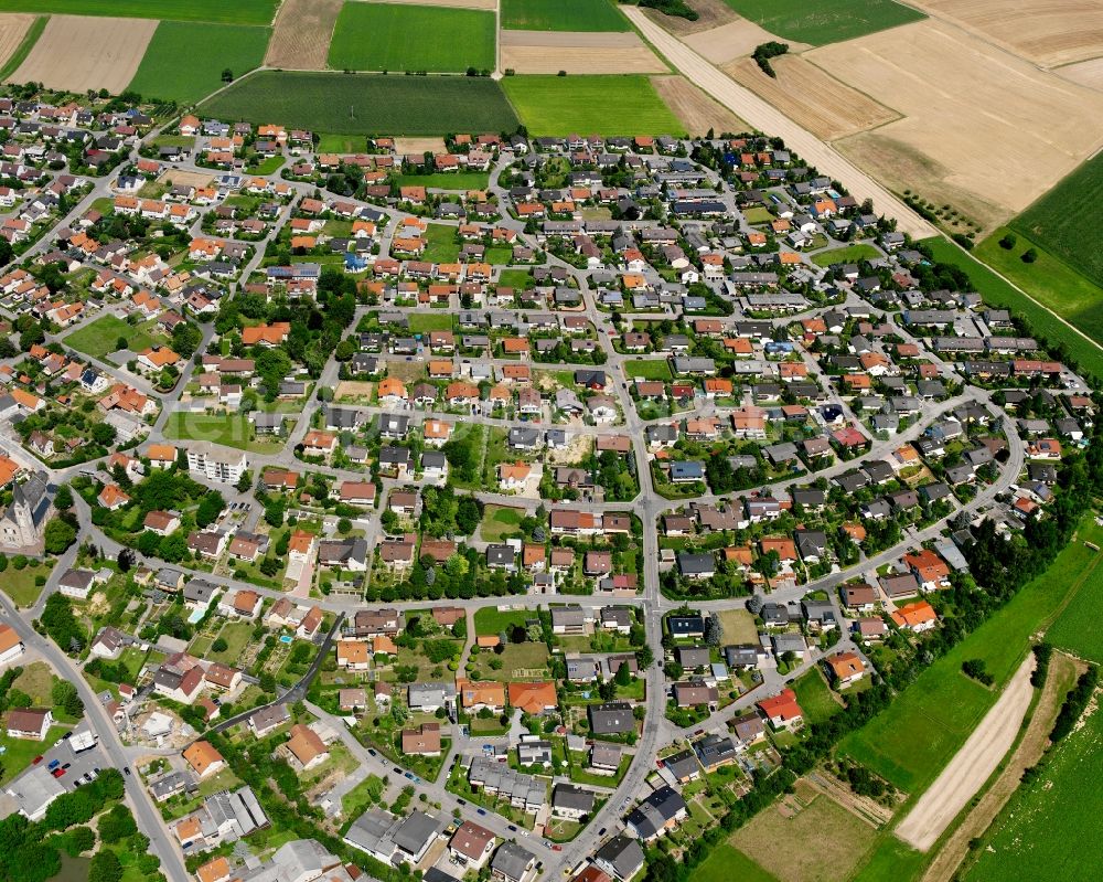 Aerial photograph Massenbachhausen - Residential area - mixed development of a multi-family housing estate and single-family housing estate in Massenbachhausen in the state Baden-Wuerttemberg, Germany