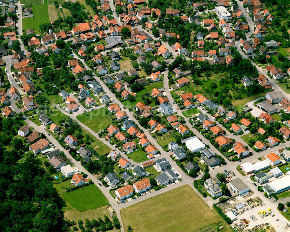 Aerial image Mähringen - Residential area - mixed development of a multi-family housing estate and single-family housing estate in Mähringen in the state Baden-Wuerttemberg, Germany