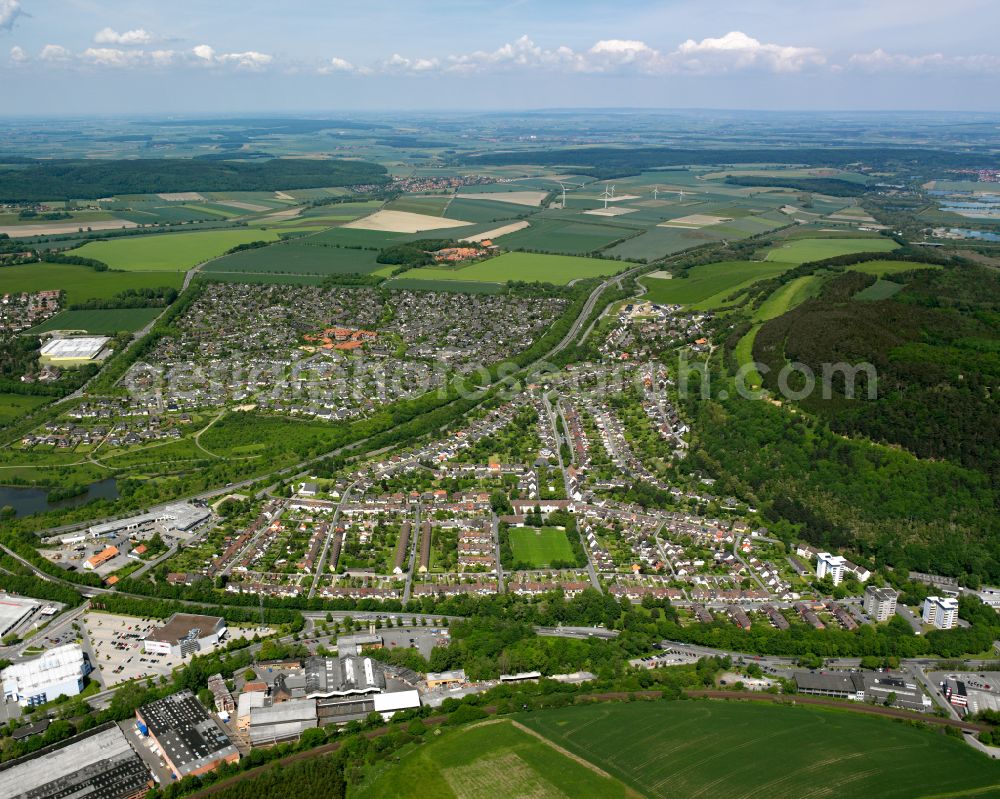 Ohlhof from above - Residential area - mixed development of a multi-family housing estate and single-family housing estate in Ohlhof in the state Lower Saxony, Germany