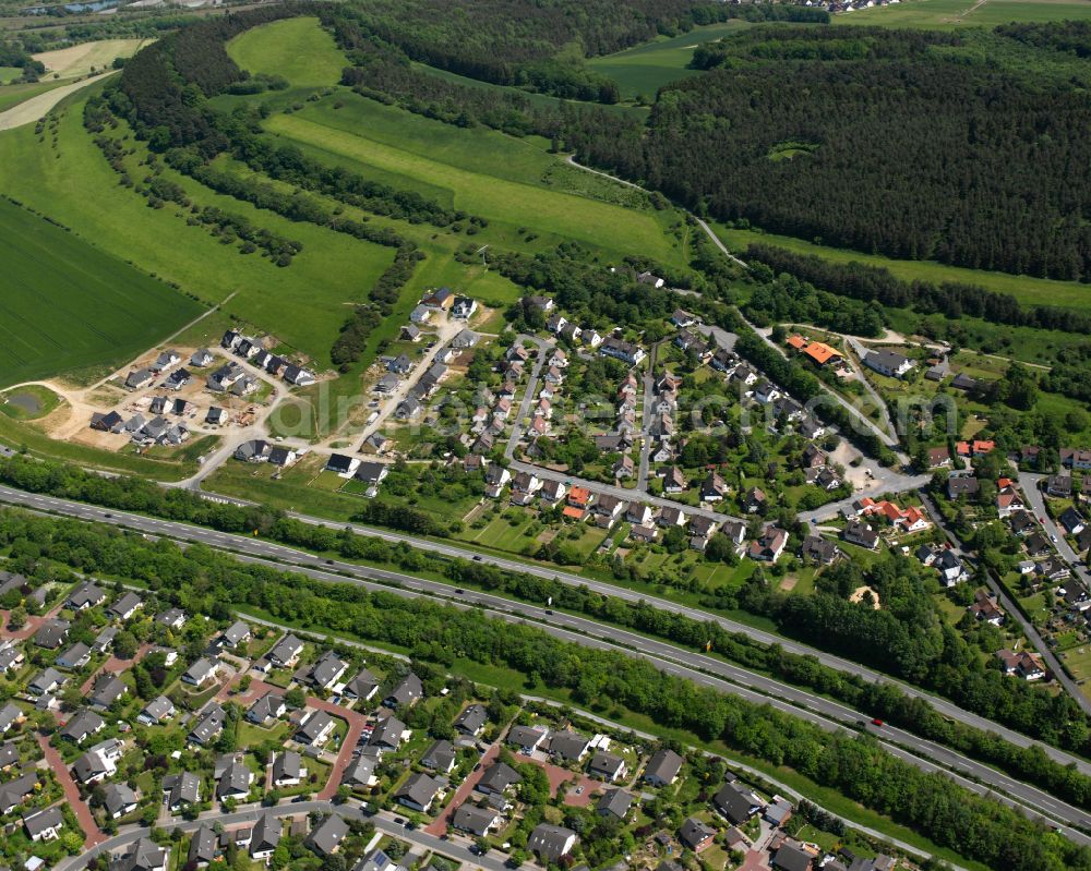 Ohlhof from the bird's eye view: Residential area - mixed development of a multi-family housing estate and single-family housing estate in Ohlhof in the state Lower Saxony, Germany