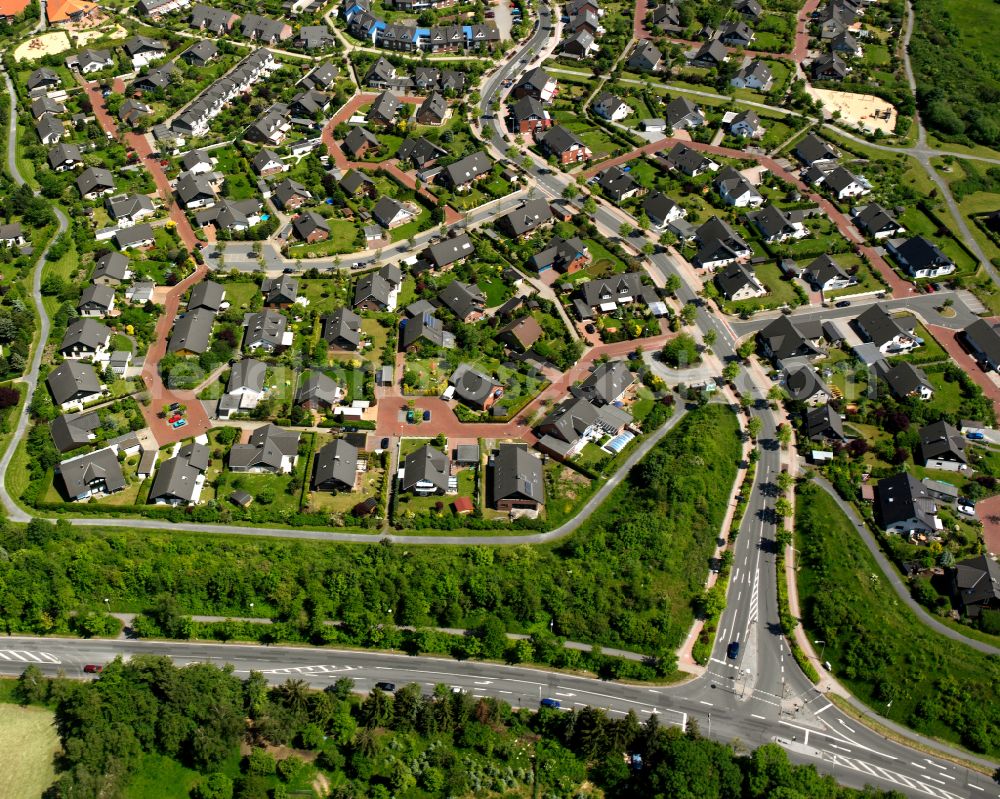 Aerial photograph Ohlhof - Residential area - mixed development of a multi-family housing estate and single-family housing estate in Ohlhof in the state Lower Saxony, Germany