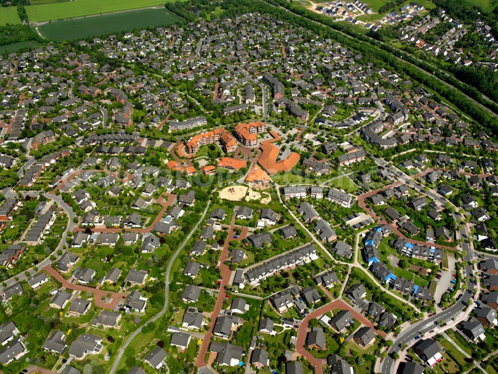 Aerial photograph Ohlhof - Residential area - mixed development of a multi-family housing estate and single-family housing estate in Ohlhof in the state Lower Saxony, Germany