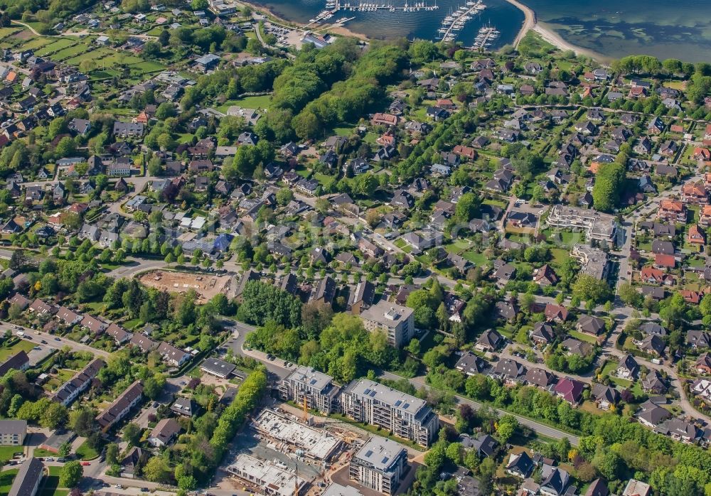 Aerial image Flensburg - Residential area - mixed development of the multi- and single-family house settlement in the district Murwik in Flensburg in the state Schleswig-Holstein, Germany