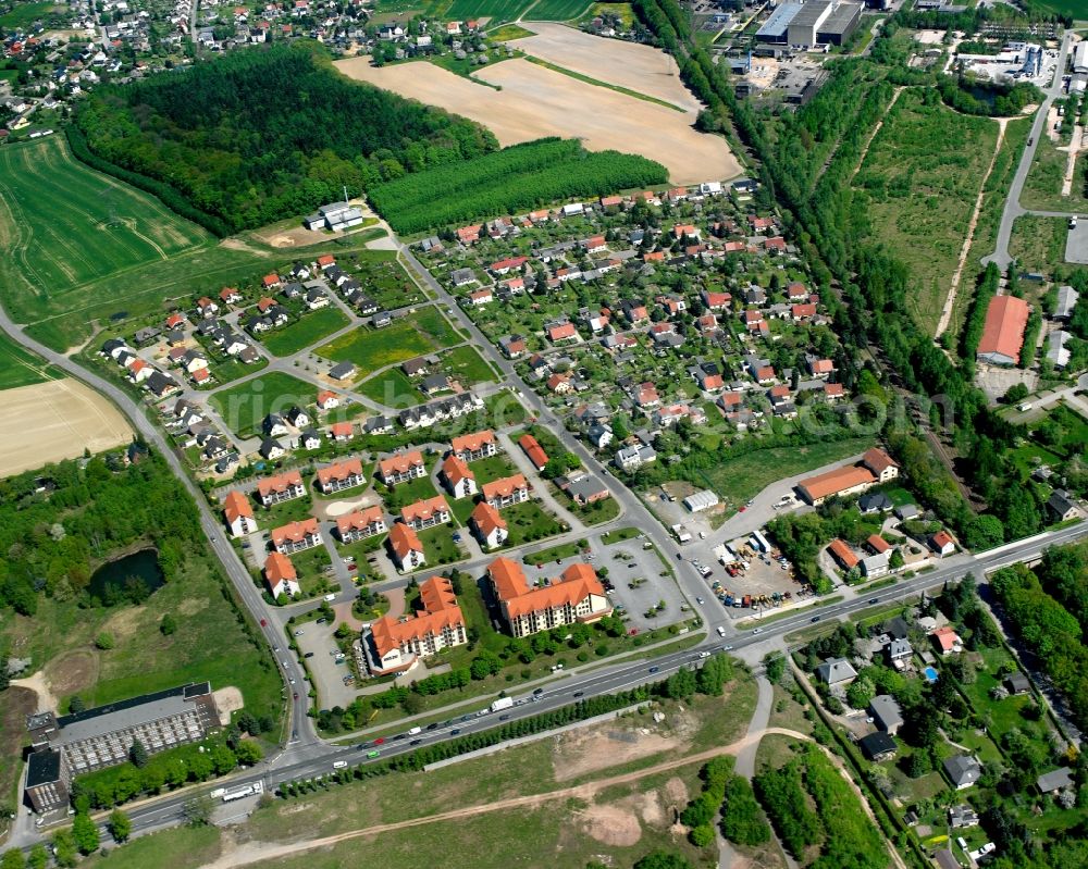 Röhrsdorf from above - Residential area - mixed development of a multi-family housing estate and single-family housing estate in Röhrsdorf in the state Saxony, Germany