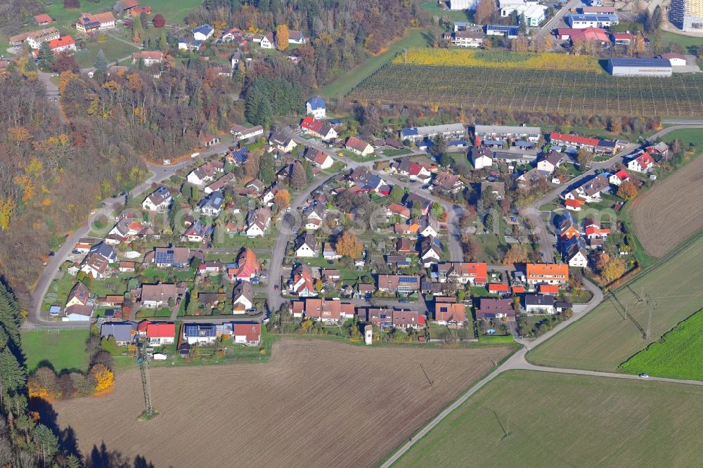 Ettikon from above - Residential area - mixed development of a multi-family housing estate and single-family housing estate on Ringstrasse in Ettikon in the state Baden-Wuerttemberg, Germany