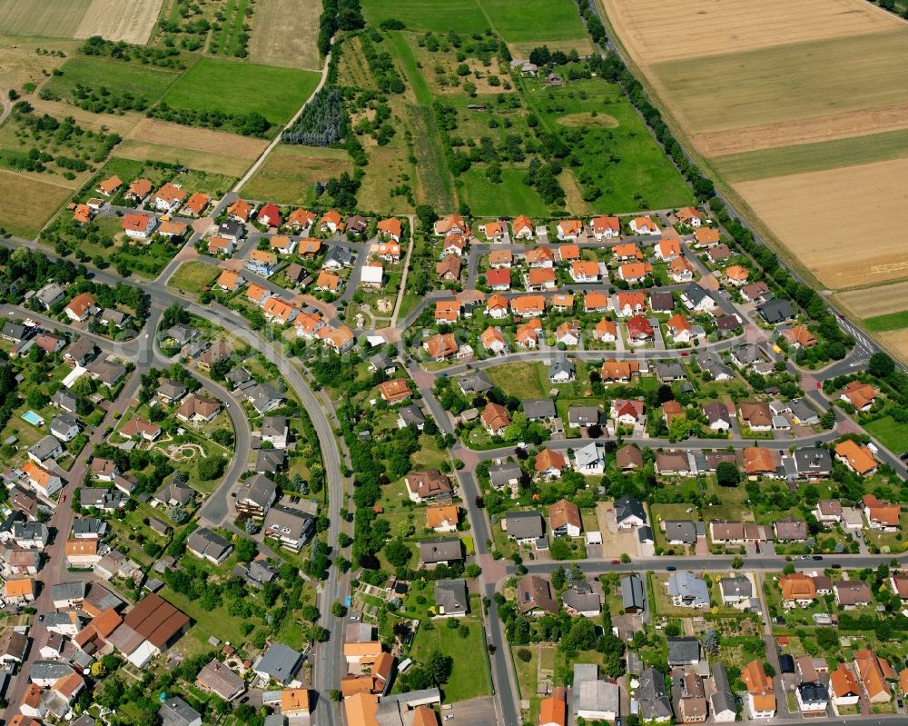 Aerial photograph Steinbach - Residential area - mixed development of a multi-family housing estate and single-family housing estate in Steinbach in the state Hesse, Germany