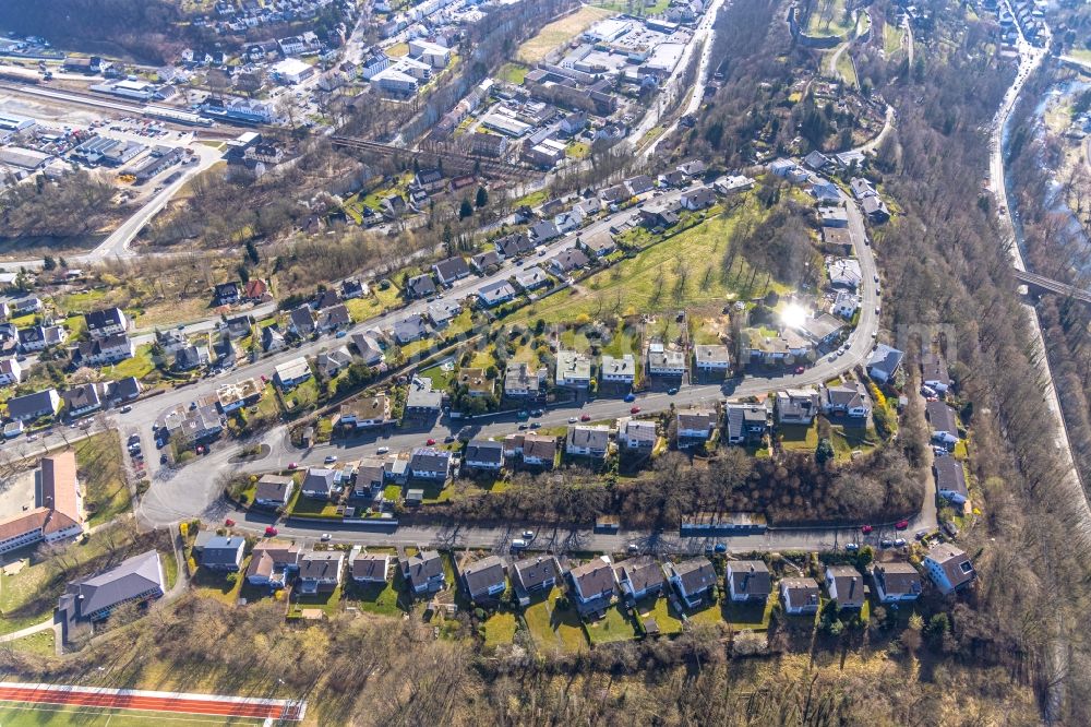 Arnsberg from above - Residential area - mixed development of a multi-family housing estate and single-family housing estate Am Stoetchen in the district Wennigloh in Arnsberg at Sauerland in the state North Rhine-Westphalia, Germany