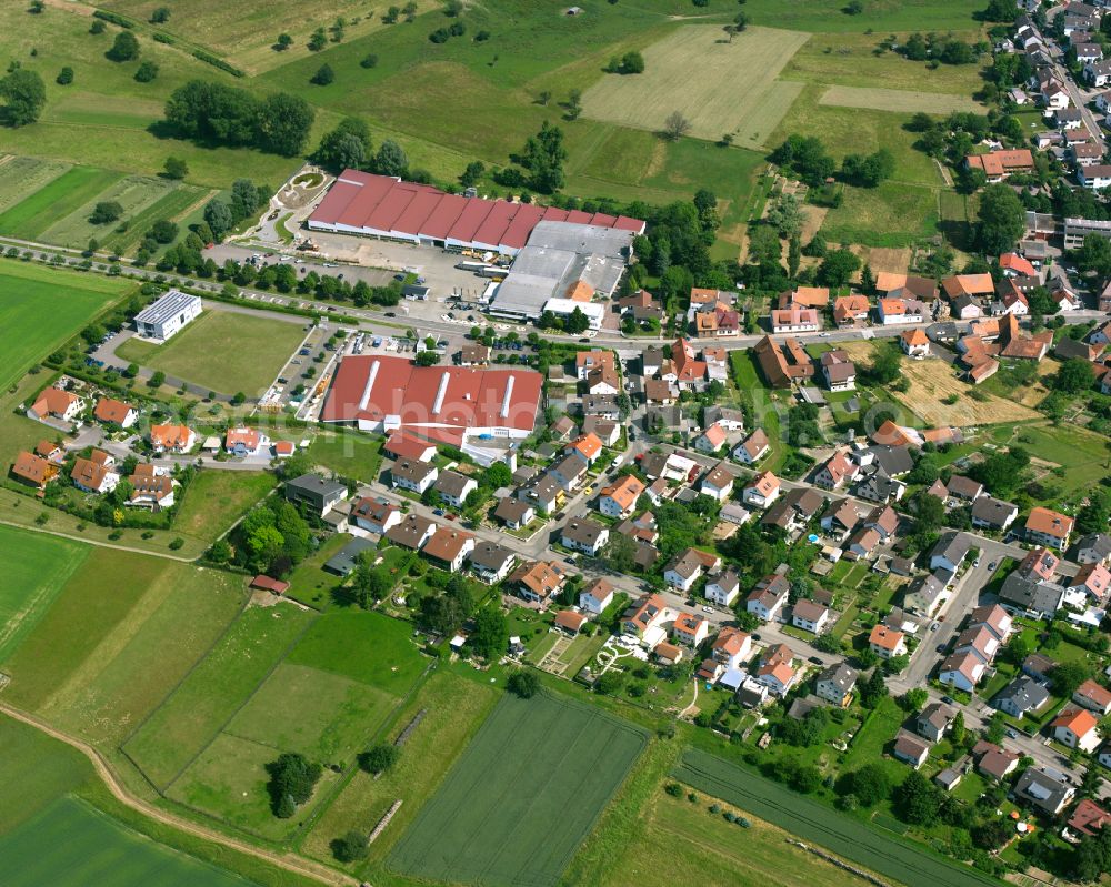 Stupferich from the bird's eye view: Residential area - mixed development of a multi-family housing estate and single-family housing estate in Stupferich in the state Baden-Wuerttemberg, Germany