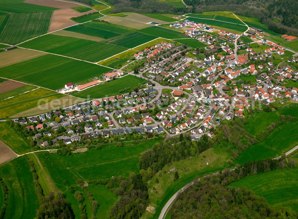 Aerial image Ulm - Residential area - mixed development of a multi-family housing estate and single-family housing estate in Ulm in the state Baden-Wuerttemberg, Germany